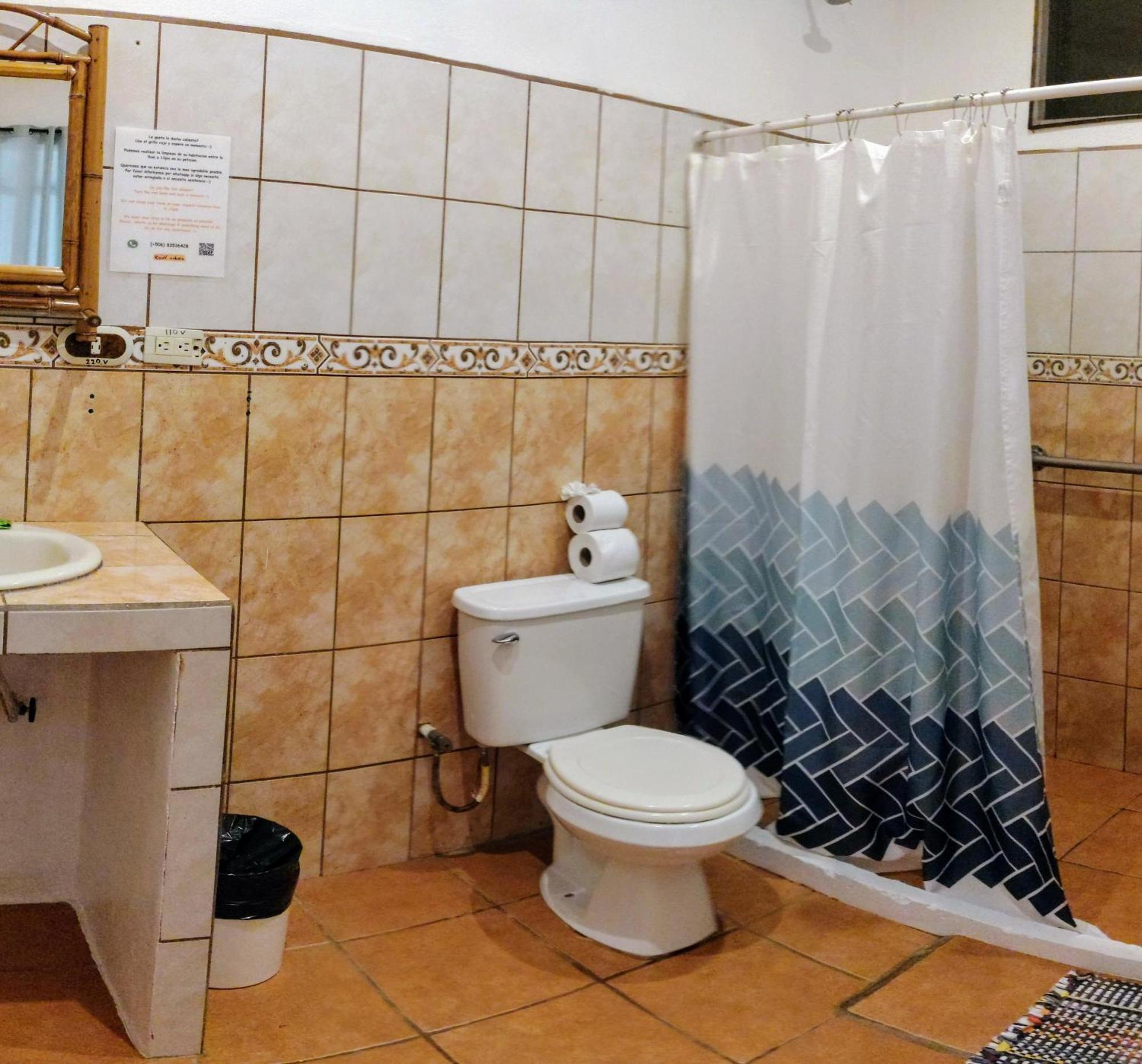 Cool Vibes Beach Hostel Dominical Kültér fotó