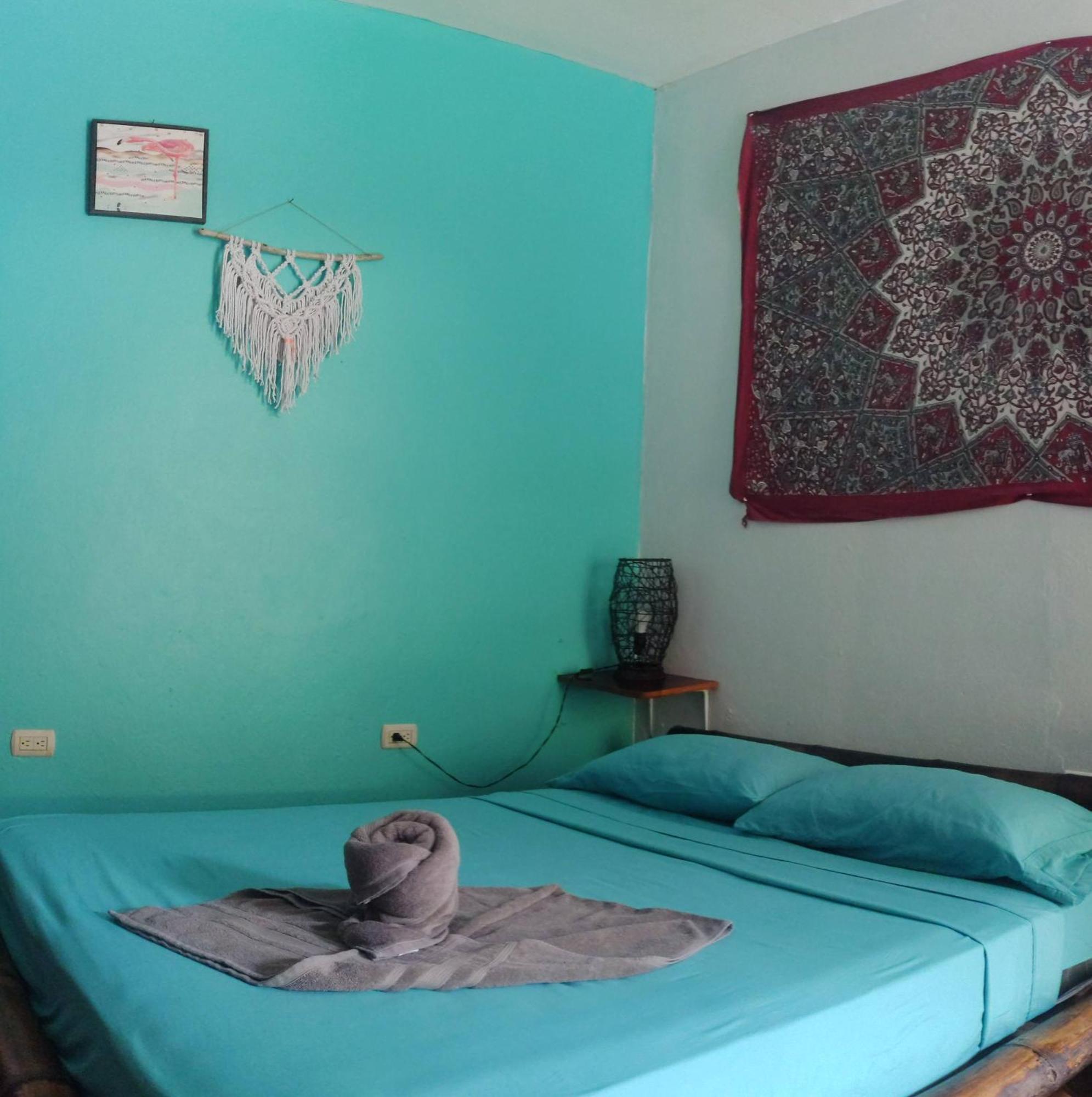 Cool Vibes Beach Hostel Dominical Kültér fotó